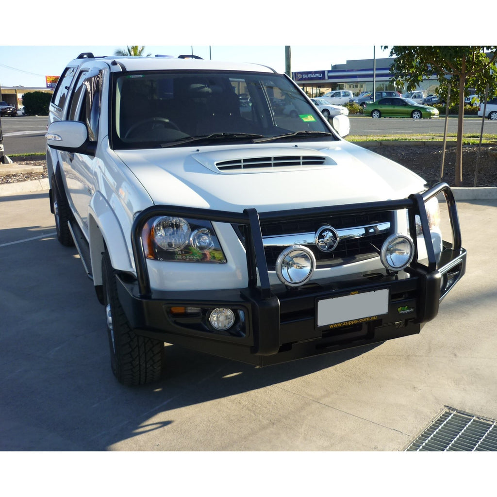 Ironman 4x4 Commercial Deluxe Bull bar for Holden RC Colorado 07/2008 to 12/2012